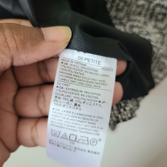 Banana Republic Black Print Flat Collar Blazer Size 00 Petite - Picture 9 of 9